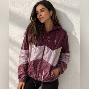 ✨ Stylish Windbreaker Jacket – NWT ✨